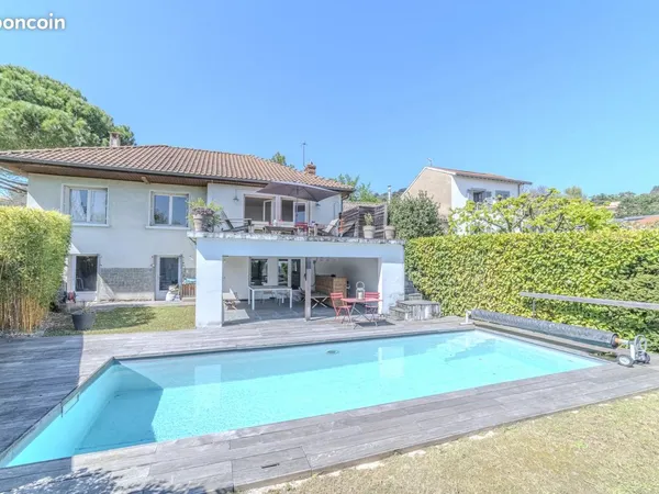 Maison 5 pièces 128 m² 