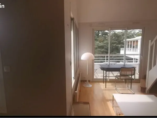 Appartement meublé métro Jules Ferry 