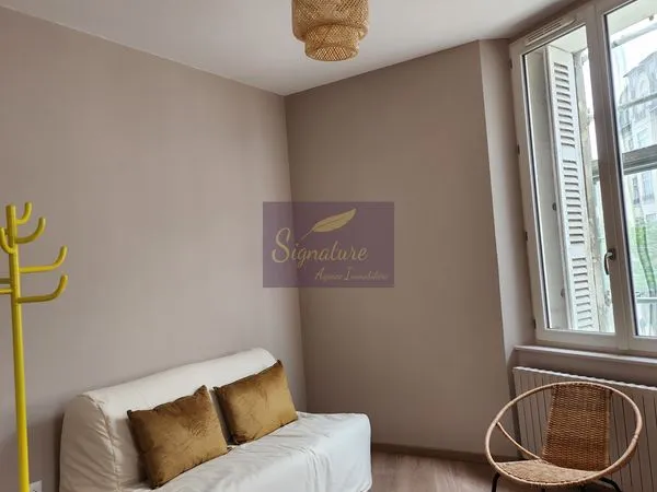 Studio 1 pièce 23 m² 