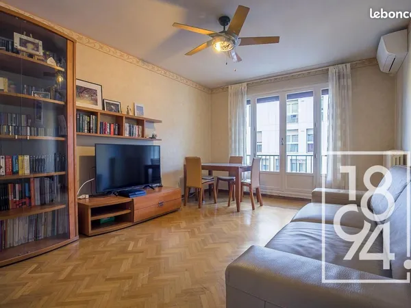 Appartement 3 pièces 69 m² 