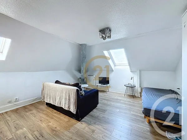 Appartement 1 pièce 16 m² 