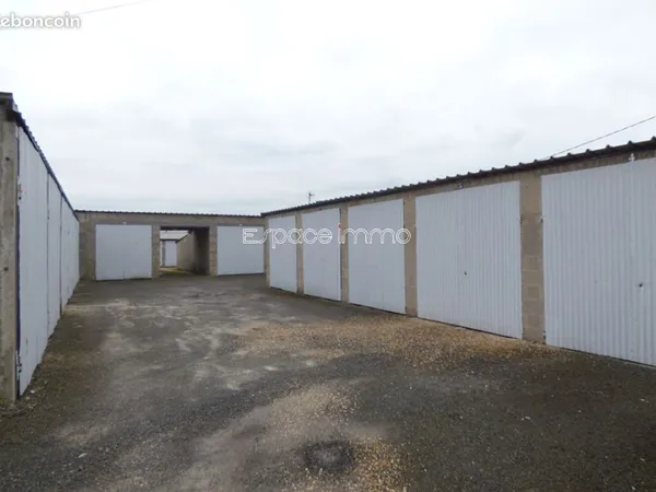 Parking/box MONTVILLE 