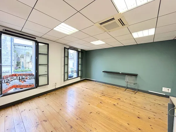 Bureaux 28 m² 