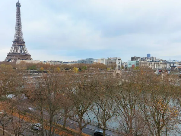 Appartement 2 pièces 81 m² 