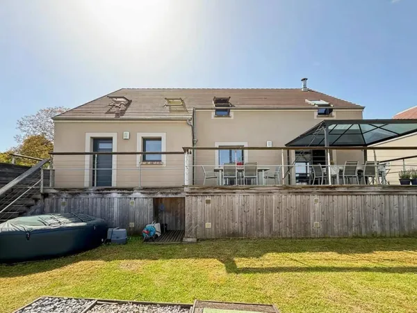 Maison 6 pièces 178 m² 