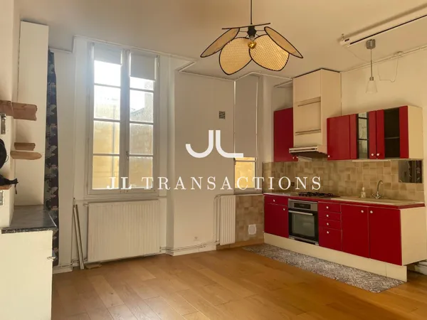 Appartement T2 lumineux, avec cour 