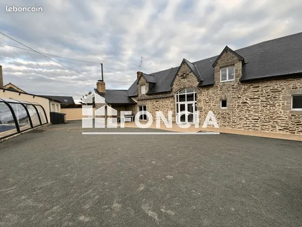 Maison 7 pièces 170 m² 