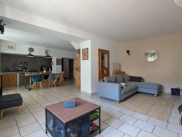 Maison 6 pièces 140 m² 