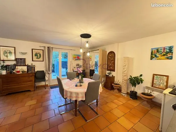 Appartement 3 pièces 97 m² 