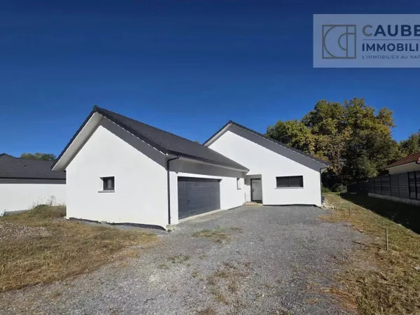 Maison de plain-pied 5 pièces 160 m² 