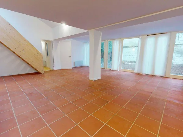 Appartement 5 pièces 77 m² 