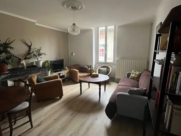 Appartement T3 - 75m2 rénové 