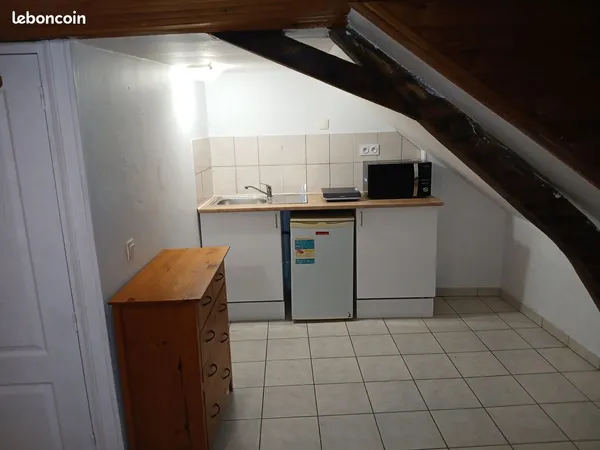 Studio centre ville de Mayenne 