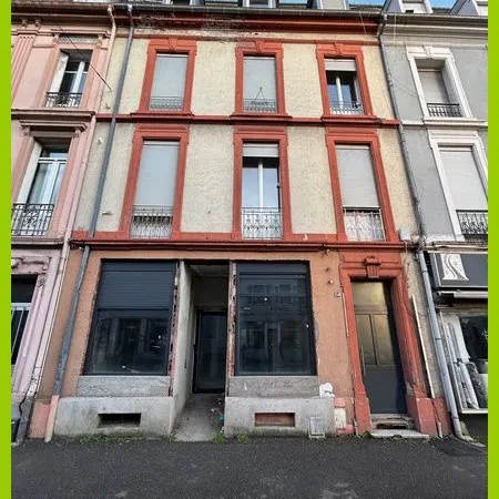 Immeuble 15 pièces 310 m² 