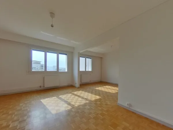 Appartement T3 // Avenue Général Frère // Lyon 8ème 