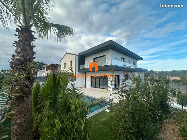 Villa 6 pièces 168 m² 