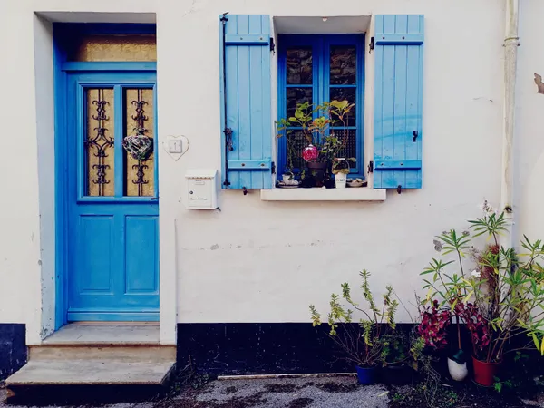 Propose une chambre dans maison près de la mer pour jeune étudiante 