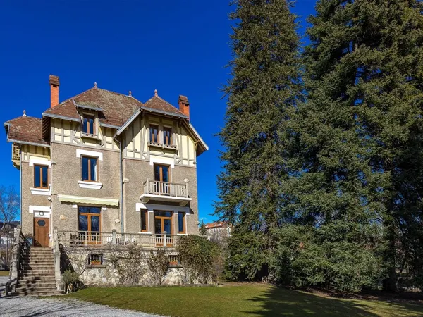 Maison Vente Gap 8p 212m² 1270000€