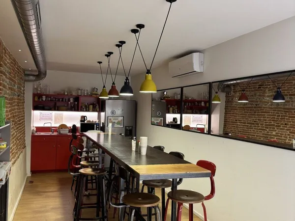 Local professionnel 295 m² 