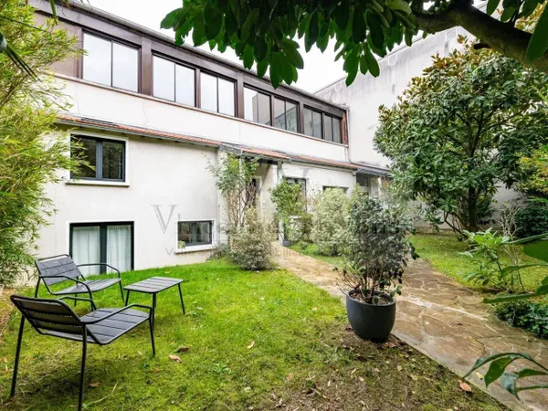 Appartement 6 pièces 152 m² 