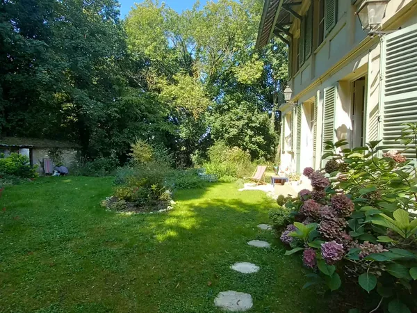 Vends loft avec grand jardin et belle vue sur forêt domaniale 