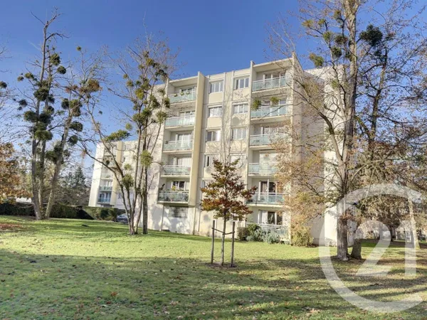 Appartement 3 pièces 74 m² 