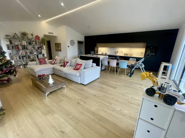 Maison de plain-pied 4 pièces 150 m² 
