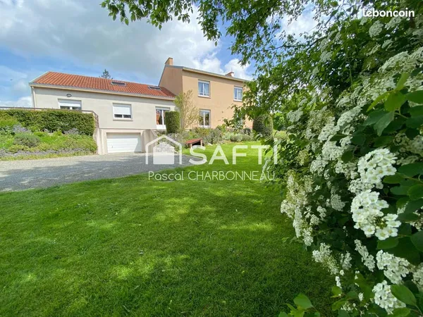 Villa 10 pièces 310 m² 