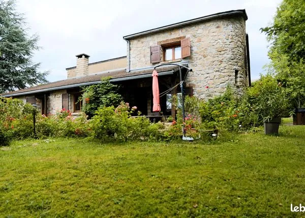 Maison 6 pièces 164 m² 