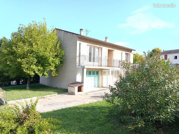 MAISON 4 pièces, 519m2 de terrain 