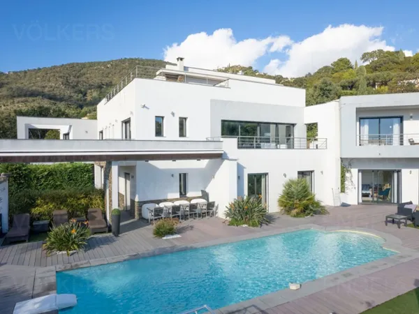 Villa contemporaine vue mer - Domaine privé 