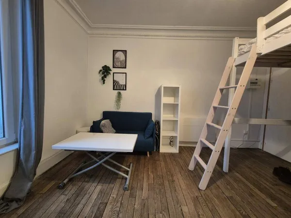 Appartement 1 pièce 18 m² 