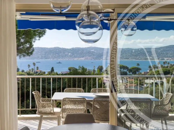 Luxueux appartement 4 chambres vue mer Cap D'Antibes 