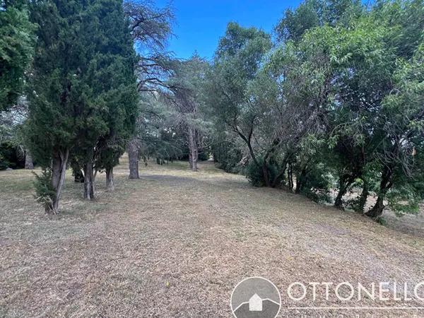 Terrain constructible viabilisé Roquebrune Sur Argens 960 m2 