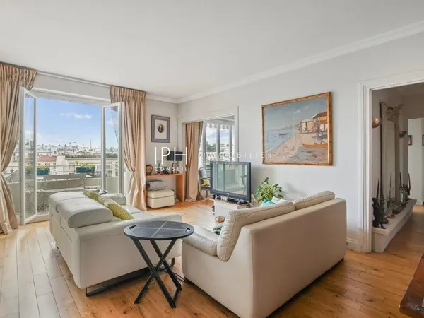 Appartement 2 pièces 56 m² 