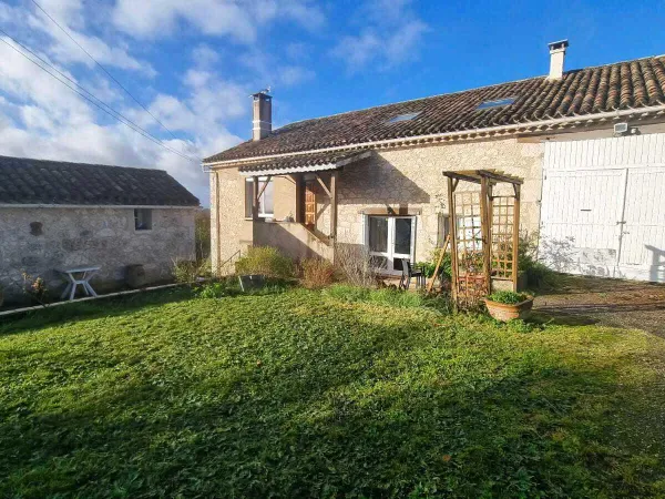 Belle propriété Quercynoise dans le Tarn et Garonne avec vue dégagée 