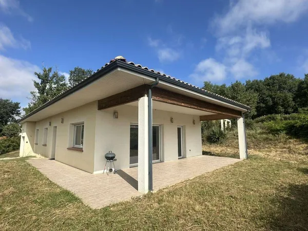 Maison de plain-pied 5 pièces 106 m² 