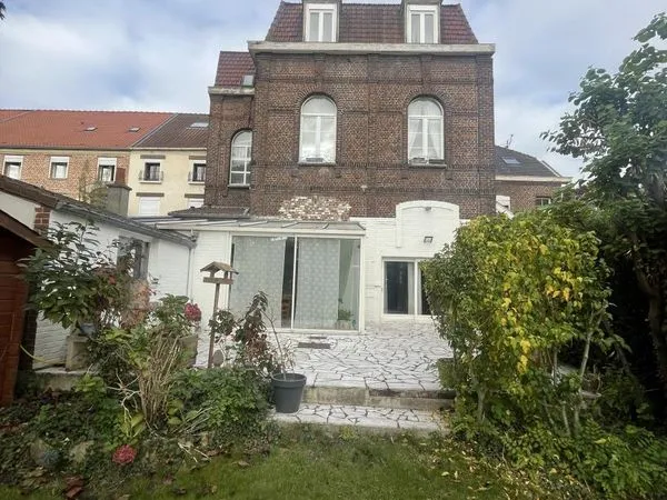 Maison 11 pièces 423 m² 
