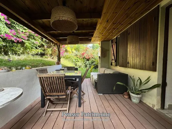 MAISON FAMILIALE AVEC STUDIO INDÉPENDANT 