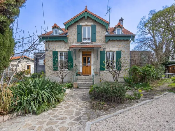 Villa 9 pièces 198 m² 