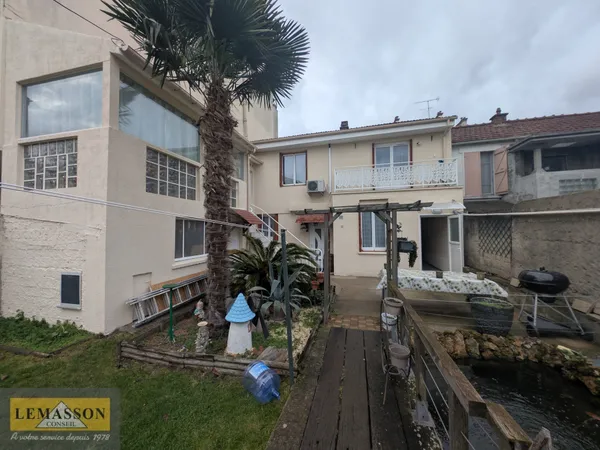Drancy Centre Pavillon divisé en deux appartements Idéal 