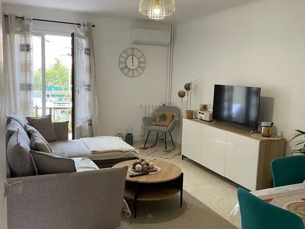 Appartement T2 48m2 traversant tout équipé et meublé disponible du 1/02/2026 au 10/05/2026 