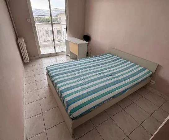 Appartement 1 pièce 13 m² 