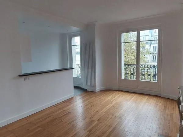 Studio 1 pièce 31 m² 