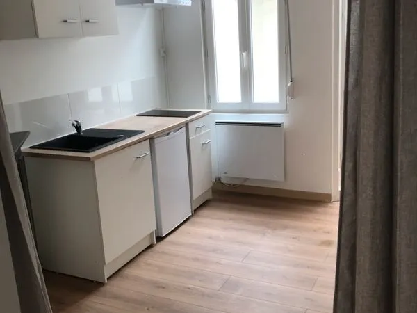 🎓 studio 2 pièces avec cour - idéal étudiant - fac de droit / gare / centre-ville 