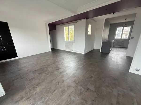 Appartement 2 pièces 67 m² 