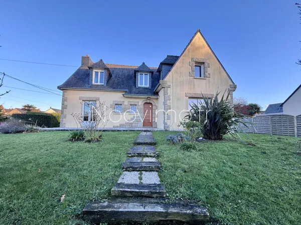 Maison de plain-pied 6 pièces 148 m² 