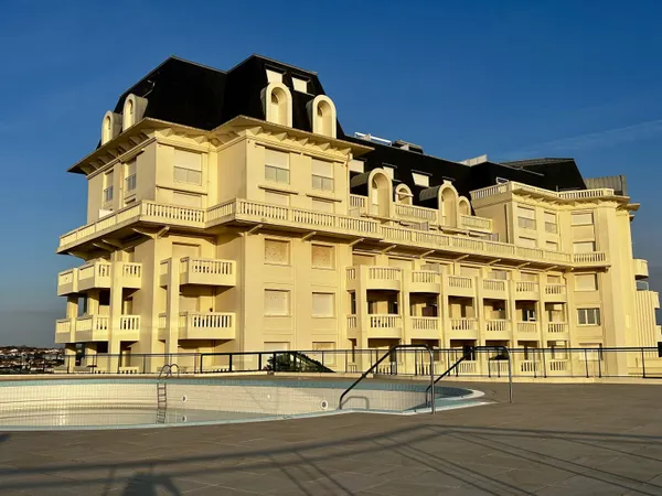 BIDART ILBARRITZ - APT 49m2 - ASC - PKG - PISCINE 