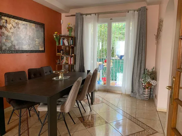 Maison 11 pièces 191 m² 