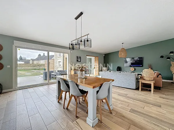 Maison Blaincourt-Lès-Précy 223M² 4 Chambres 